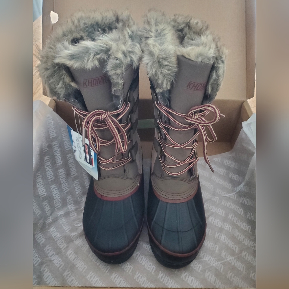 Khombu Women's Winter Boots - Tan and Black Brand New In Box